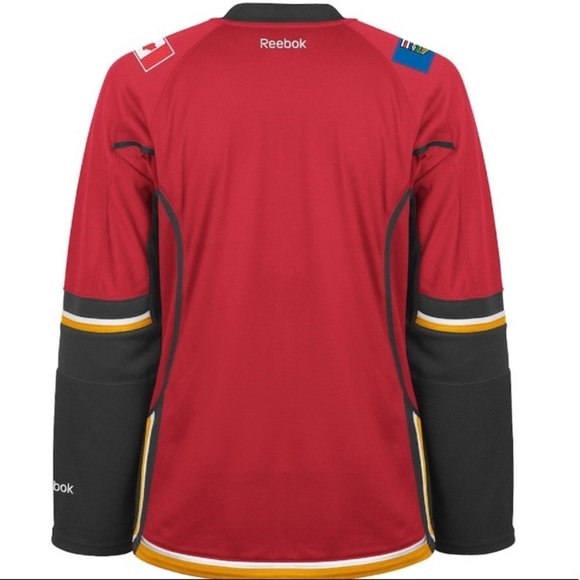 CALGARY FLAMES Jersey Reebok Medium NWT New with tags - Picture 2 of 16